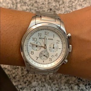 Stainless steel Michael Kors oversized watch!